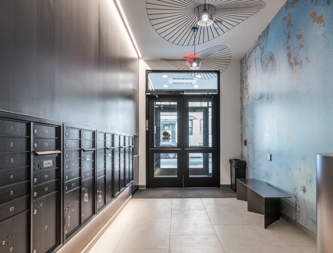 Foto del edificio - 102 Hemenway St
