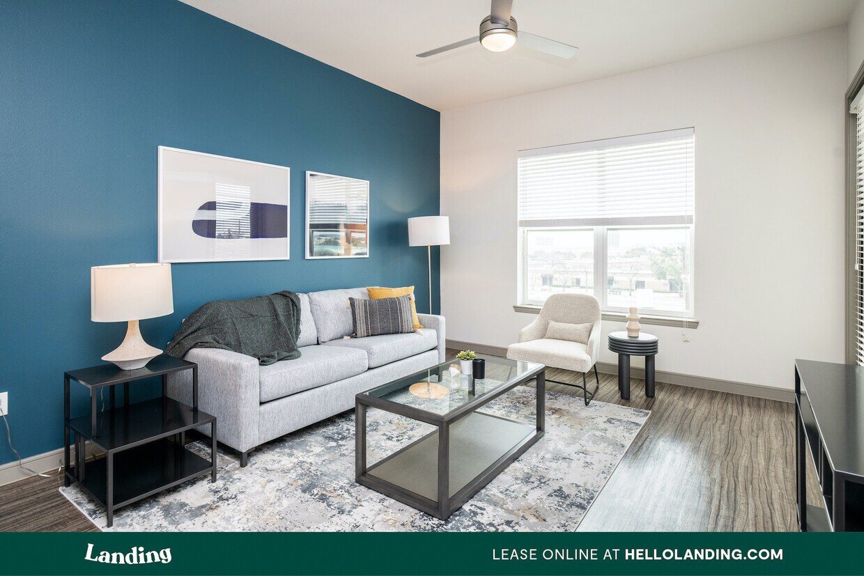 Foto principal - 7004 Tavistock Lakes Blvd