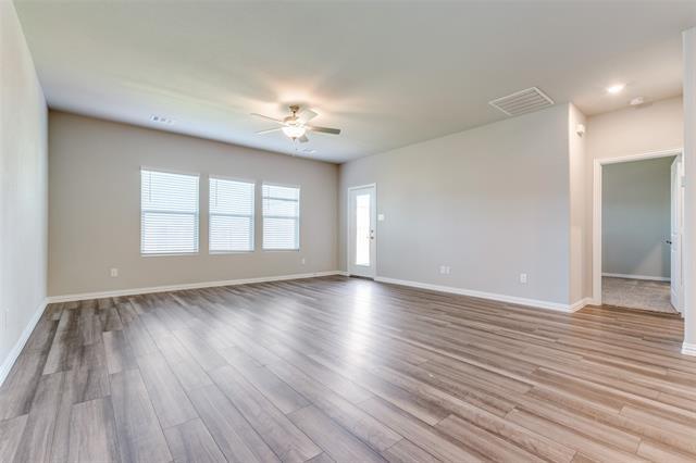 Foto del edificio - 1407 Mahogany Dr