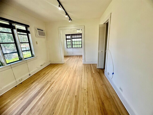 Foto del edificio - 3712 Anderson Rd