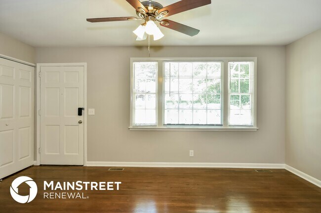 Foto del edificio - 1404 Crockett Ct