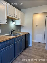 Building Photo - 1660 10th Ave