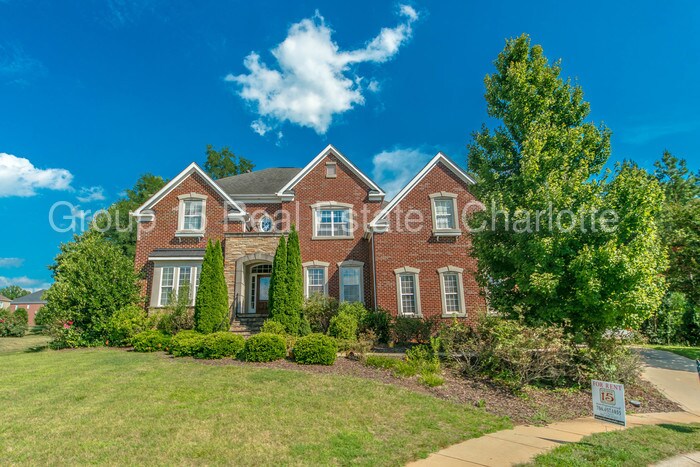 Primary Photo - 307 Hollister Estates Dr