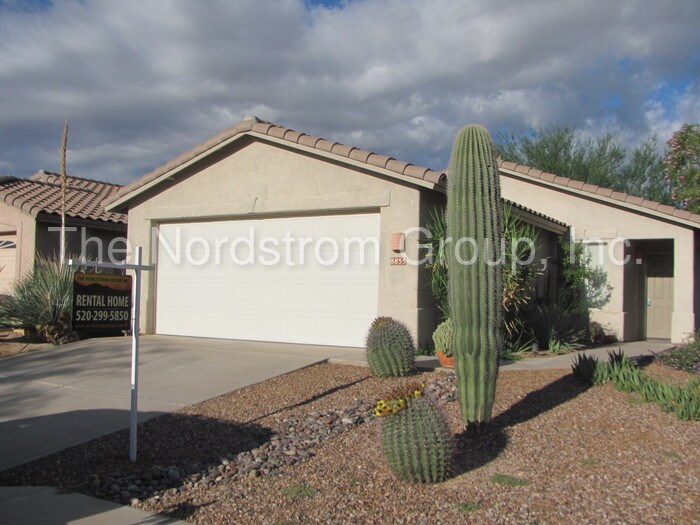 Primary Photo - 8855 N Majestic Mountain Dr