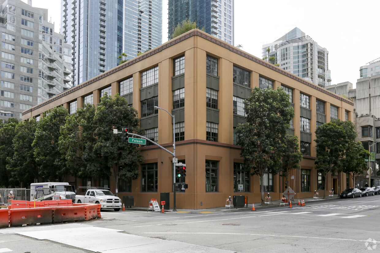 Primary Photo - 301 Folsom St
