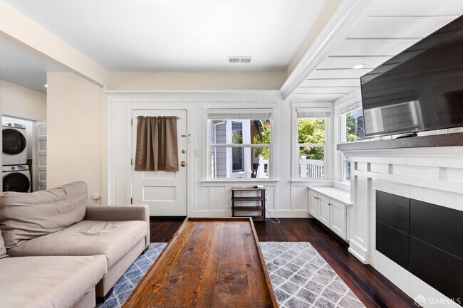 Foto del edificio - 2215 Blake St