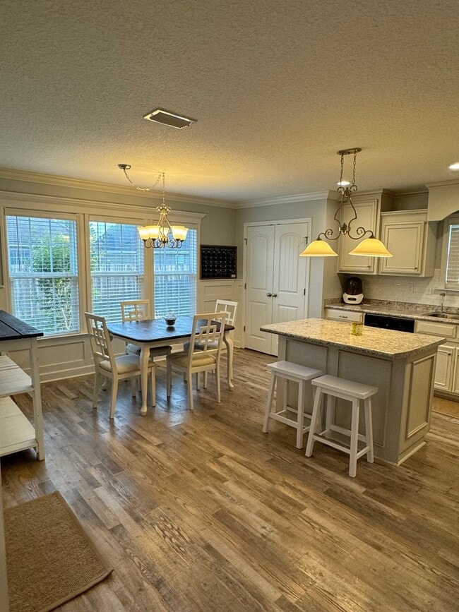 Building Photo - Beautiful Home in Hahira, Ga!