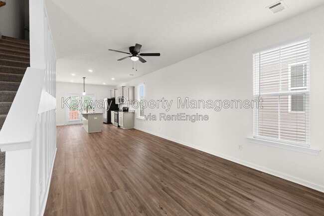 Building Photo - 1144 Carolina Ave