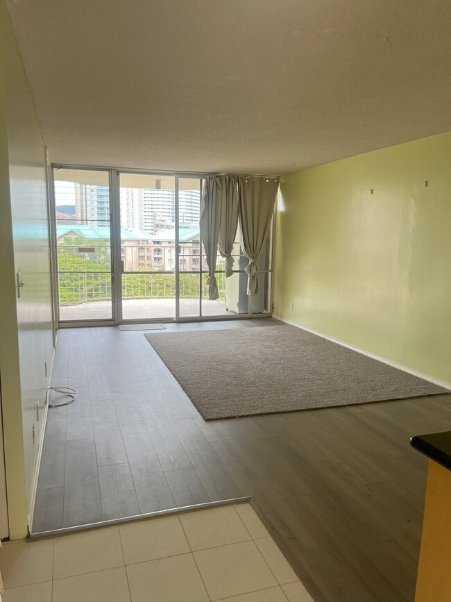 Building Photo - 2920 Ala Ilima St