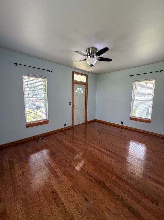 Foto del edificio - 1323 N 3rd St