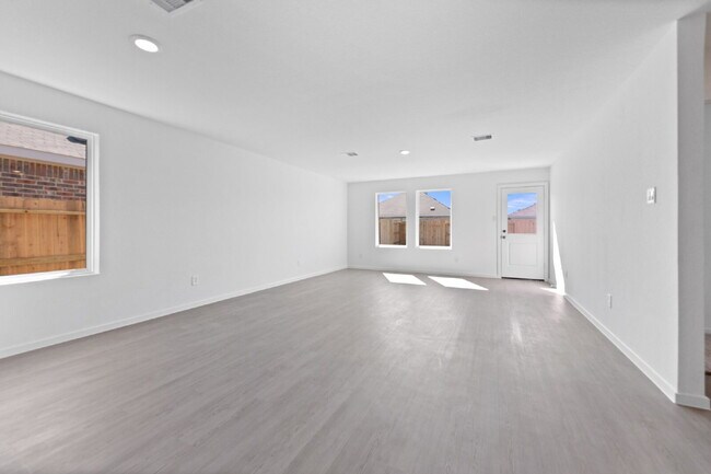 Foto del edificio - Baytown's newest offering
