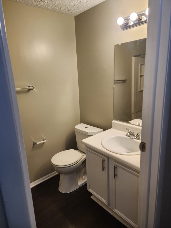 Foto del edificio - 12415 Hickory Tree Way