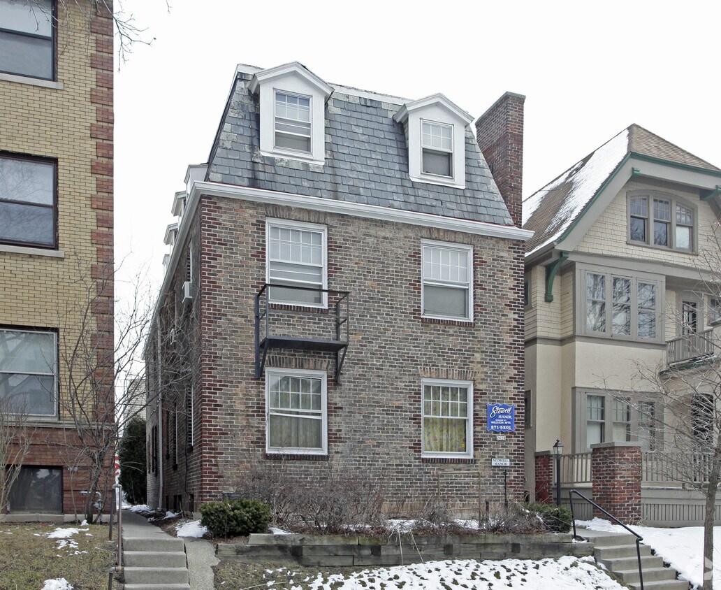 Primary Photo - Stowell Manor