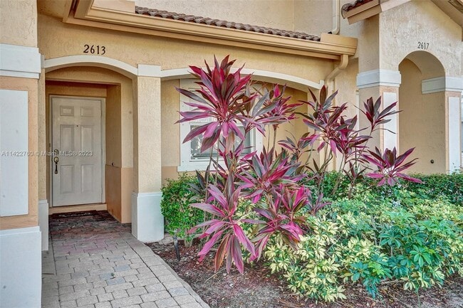 Foto del edificio - 2613 SW 83rd Terrace