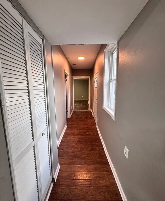 Foto del edificio - 2BR/1BA Home for Rent - Near UL!