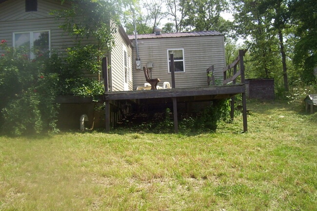 Building Photo - BISMARCK - 2BD/Fireplace/Metal Roof, Vinyl Siding/Iron Mt Lake ONLY - $399 MONTH / $695 DOWN