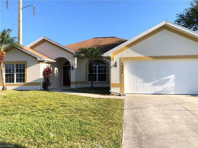 Foto del edificio - 1923 SW 26th St