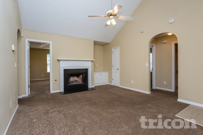 Foto del edificio - 233 Misty Ridge Trail