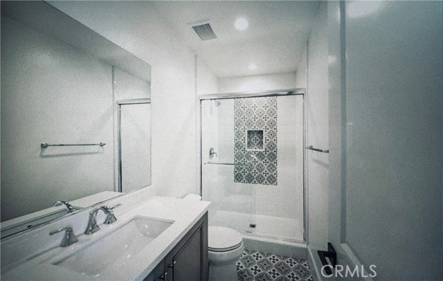 Foto del edificio - 17302 Eucalyptus Ln