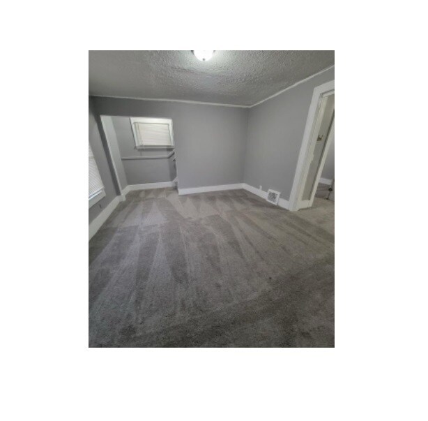 Foto del edificio - 7530 Hanover Ave