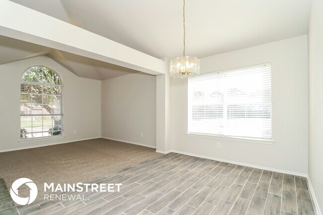 Building Photo - 408 Sugar Mill Dr