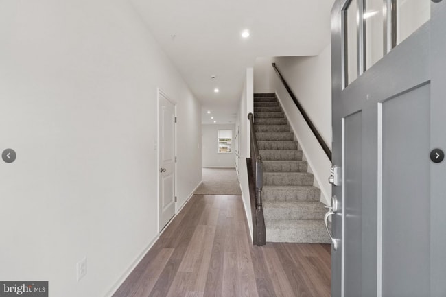 Building Photo - 8217 Longford Rd