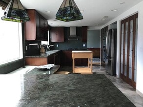 Building Photo - 408 Del Oro Ave