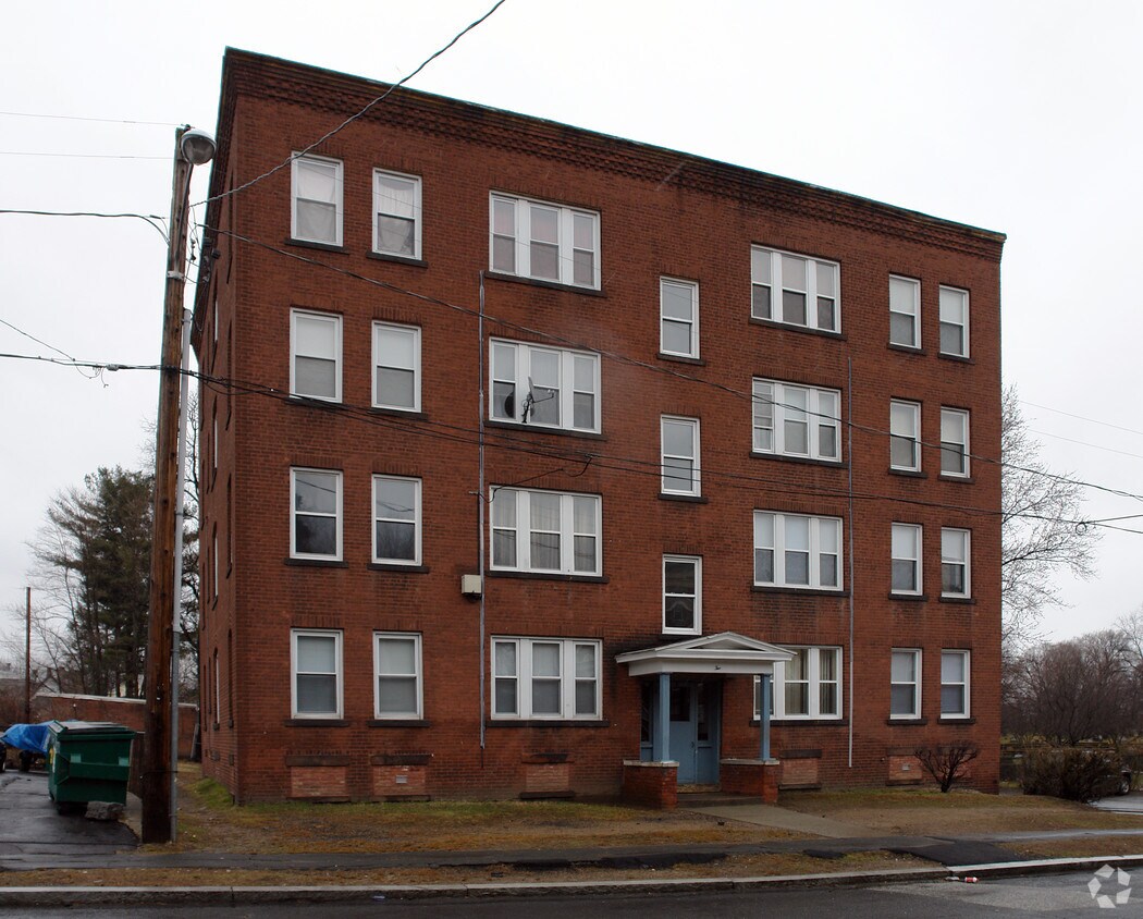 Building Photo - 2 Monroe St