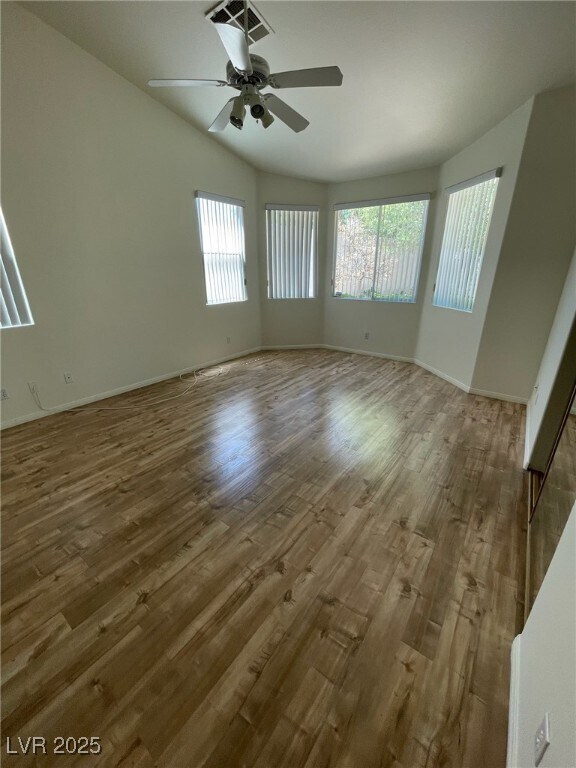 Foto del edificio - 9728 Echo Hills Dr