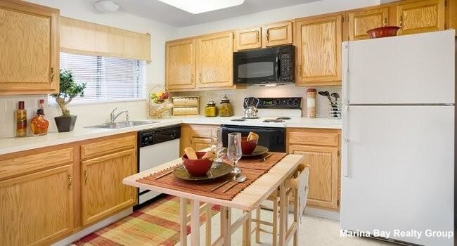 Primary Photo - 2 bedroom in Norwood MA 02062