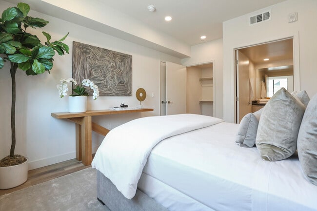 Foto del edificio - 740 S Ridgeley Dr