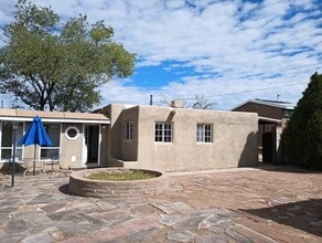 Building Photo - 1203 Agua Fria St