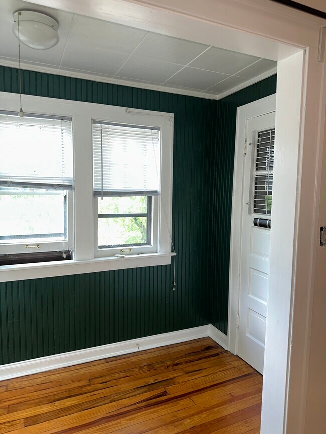 Foto del edificio - 4700 W Hutchinson St