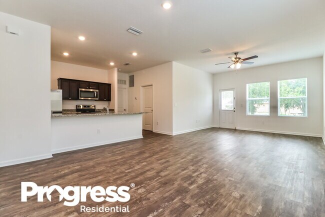 Building Photo - 35093 Daisy Meadow Loop