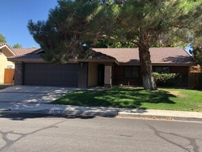 Building Photo - 407 Mount McKinley Pl