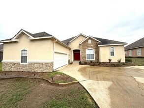 Building Photo - 8530 Pipit Ct