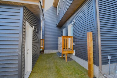 Photo du bâtiment - 75 Fenwyck Blvd