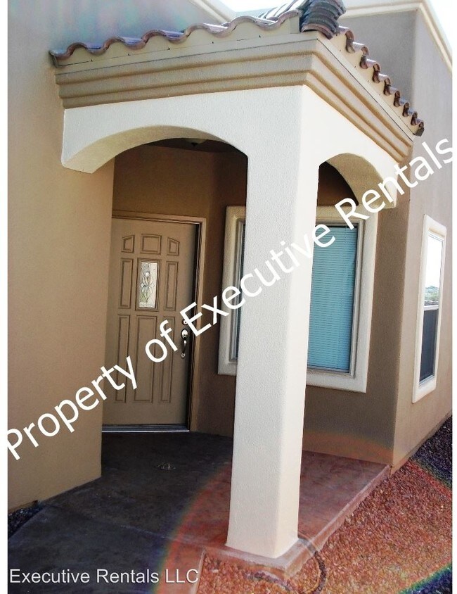 Building Photo - 4226 Tres Ninos Dr
