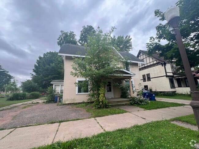 Building Photo - 707 Franklin St