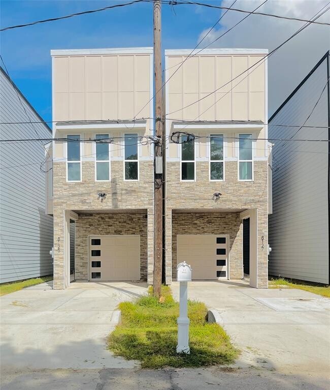 Foto del edificio - 8127 St Louis St