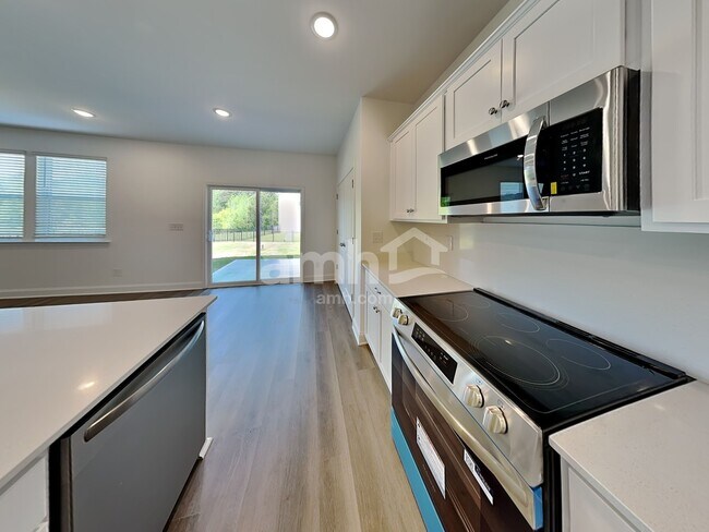 Foto del edificio - 1208 Livengood Wy