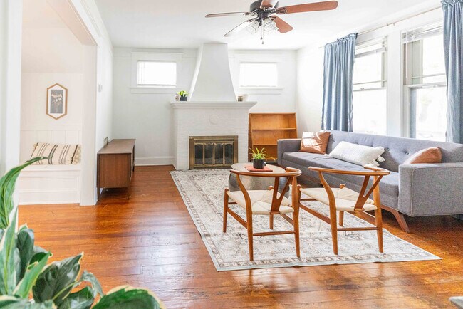 Living Room - 133 Oviedo St