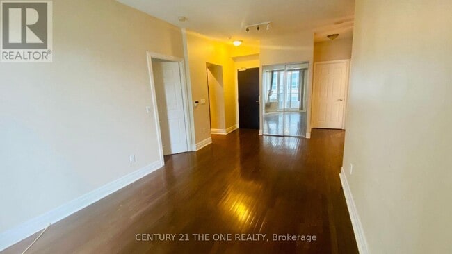 Building Photo - 35-1735 Balmuto St