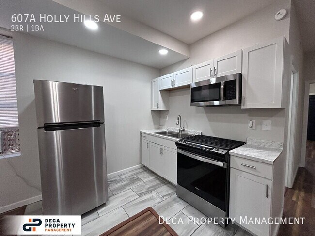 Foto del edificio - 607 Holly Hills Ave