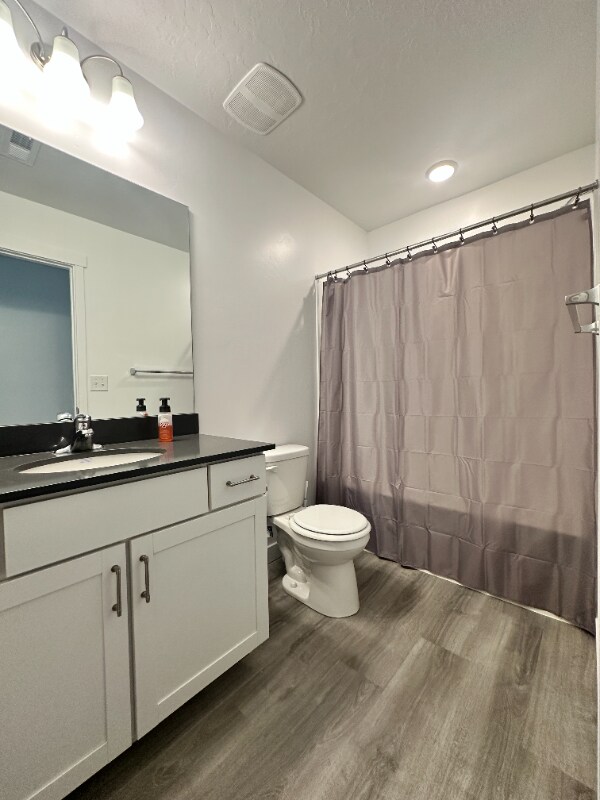 Building Photo - 1089 Waterway Ln