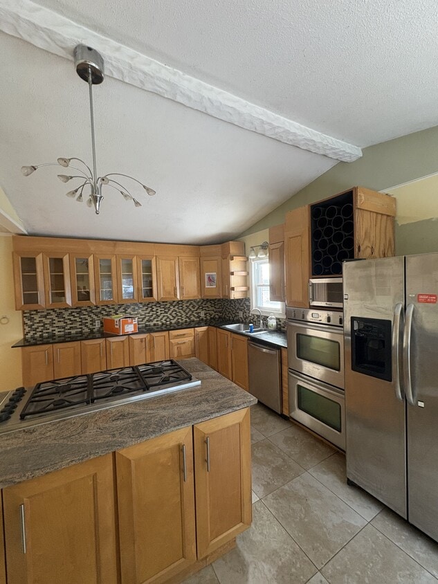 Photo - 55 Aqua Vitae Rd (Hadley, MA)