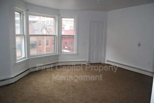 Foto del edificio - 404 N 2nd St