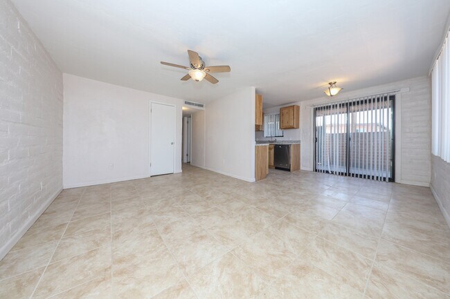 Foto del edificio - 3938-3938 N Park Ave