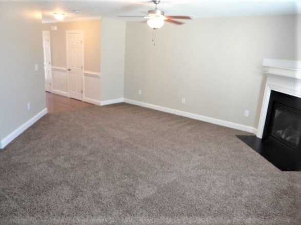 Foto del edificio - 620 Bristlecone Pine Dr