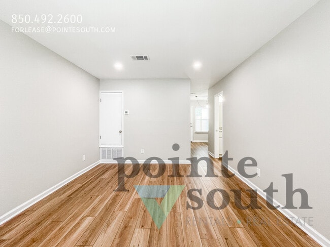 Foto del edificio - 2106 Schwab Ct